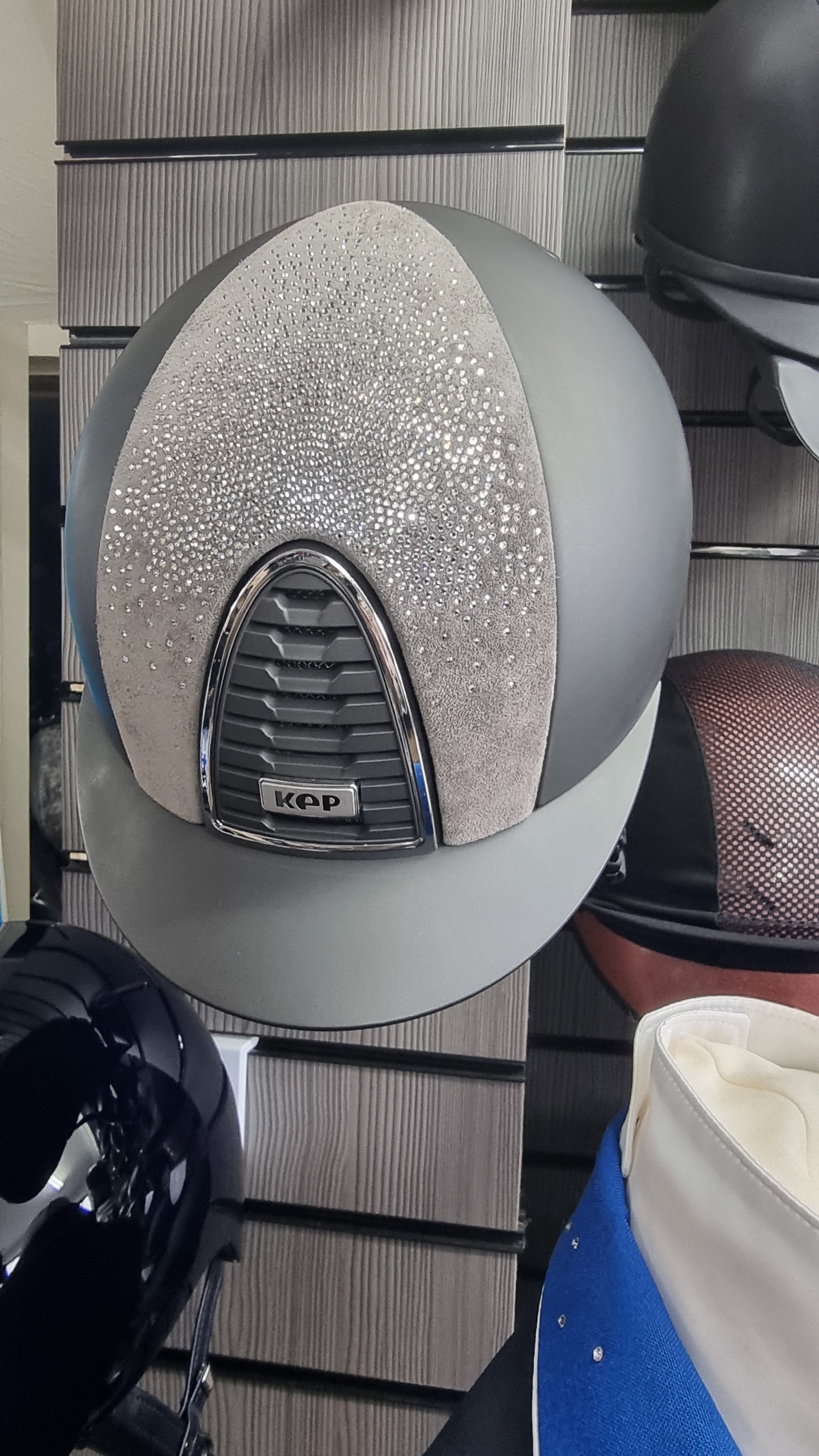 KEP Cromo 2.0 Grey with Crystal Panel