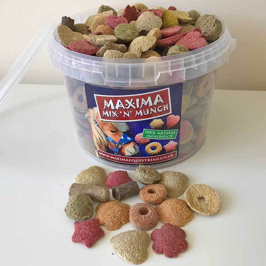 Maxima Mix n Munch Large Bucket (Approx 1.7KG)